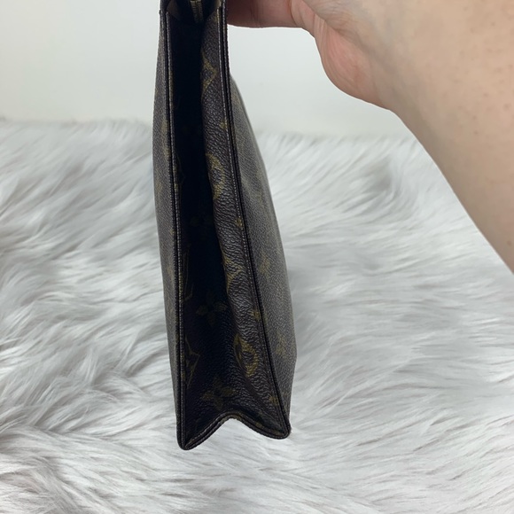 🛑SOLD🛑LV vintage monogram toiletry 26 - Picture 5 of 8